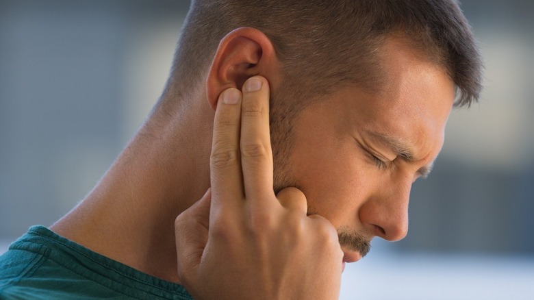 Man with tinnitus