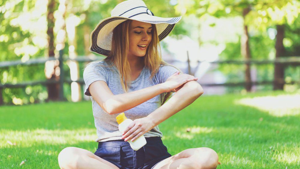 sunscreen on skin