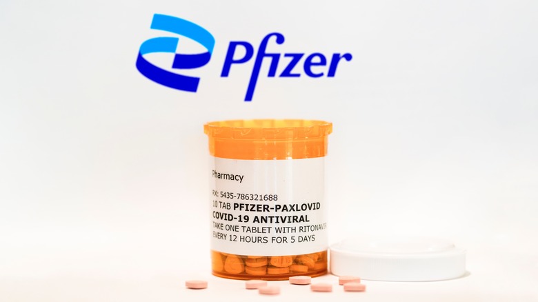 Medicine bottle of Pfizer oral antiviral drug Paxlovid