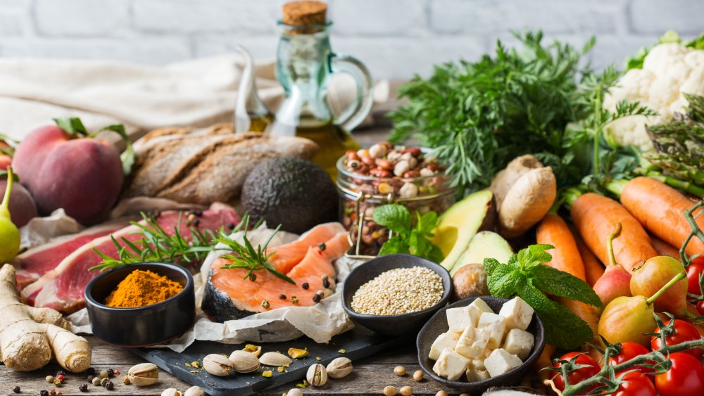 assortment of foods in the Mediterranean diet