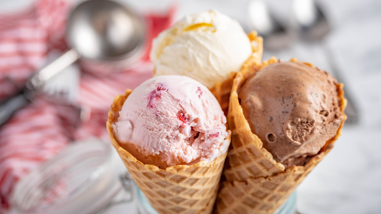 3 flavors of ice cream