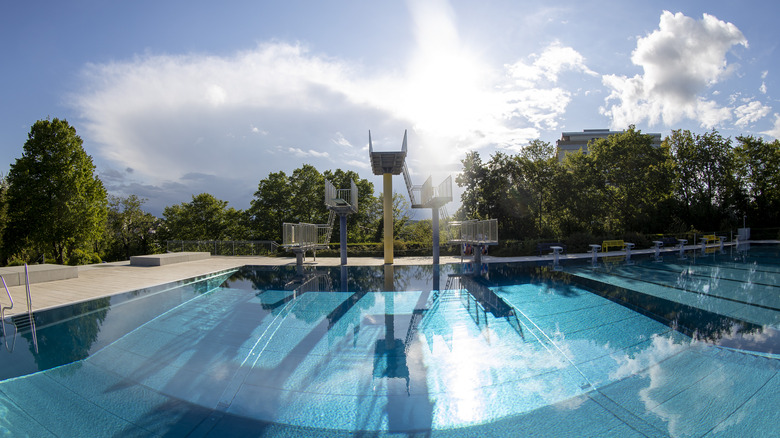 public swimming pool