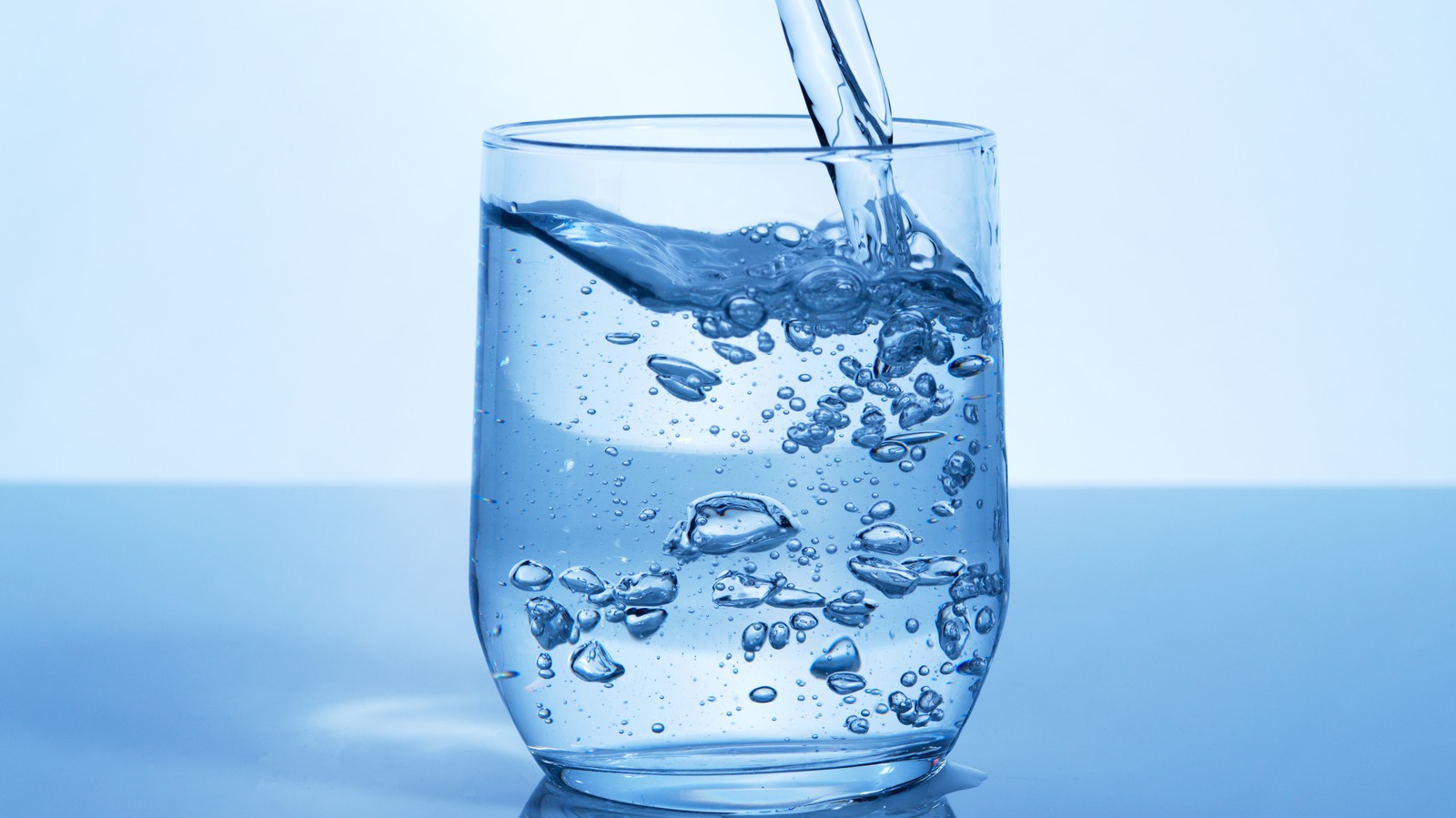 What You Should Know Before Drinking 'Raw' Water