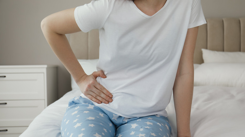 person with abdominal pain