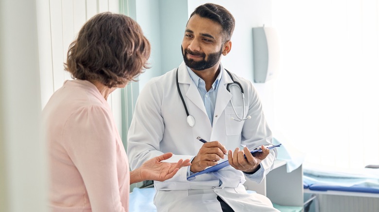 doctor consulting patient