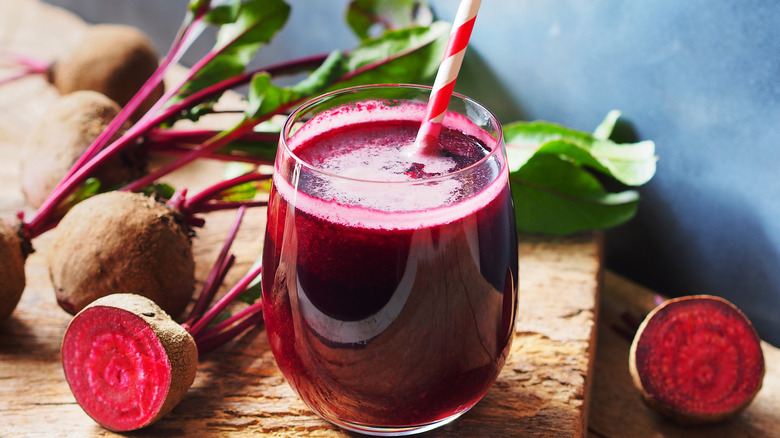 glass of beet juice