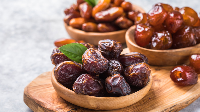 dates in bowl
