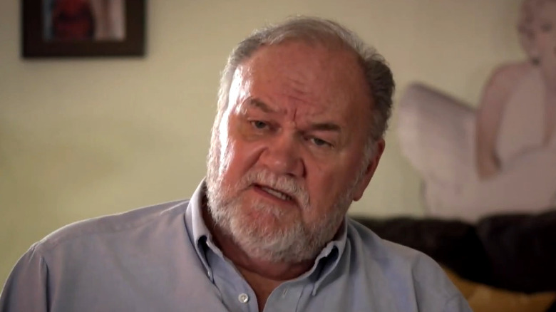 Thomas Markle Sr. giving an interview