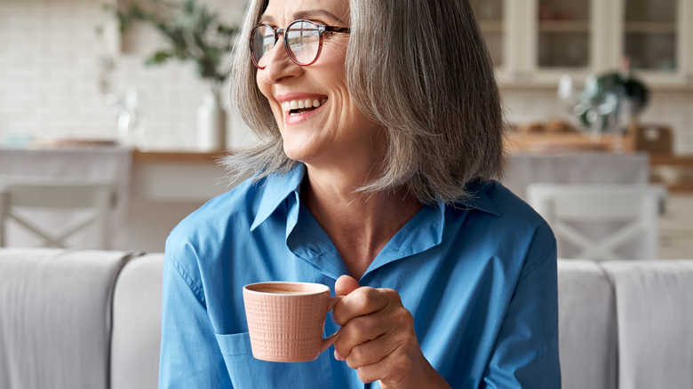 woman drinking coffee