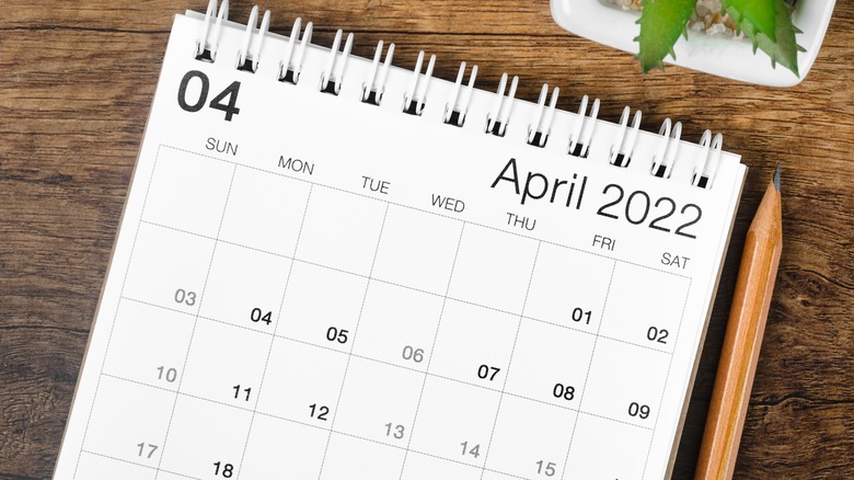 april calendar