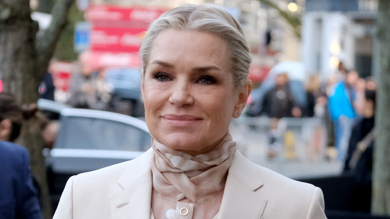 Yolanda Hadid smiling